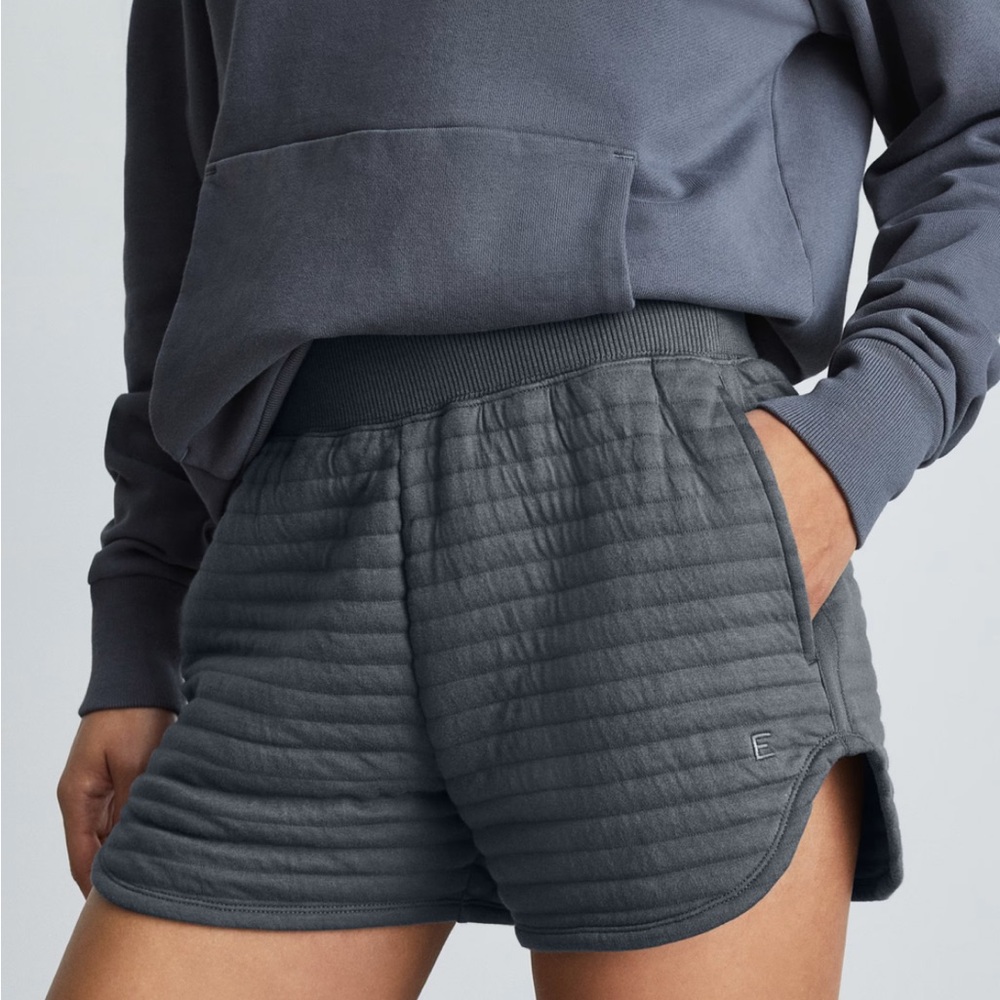 Everlane Grey The Organic Cotton Quilted Short in Slate Size Small Pull On